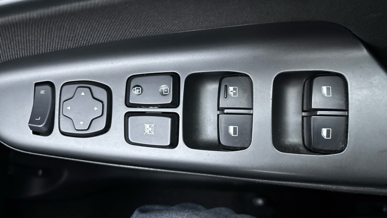 Hyundai Kona 1.6 GDi Hybrid SE Connect 5dr DCT Hybrid Hatchback